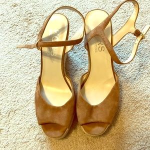 Michael Kors Wedges Tan